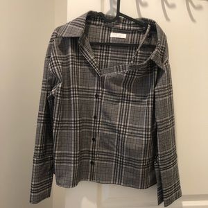 Oak + Fort Asymmetrical off-shoulder shirt